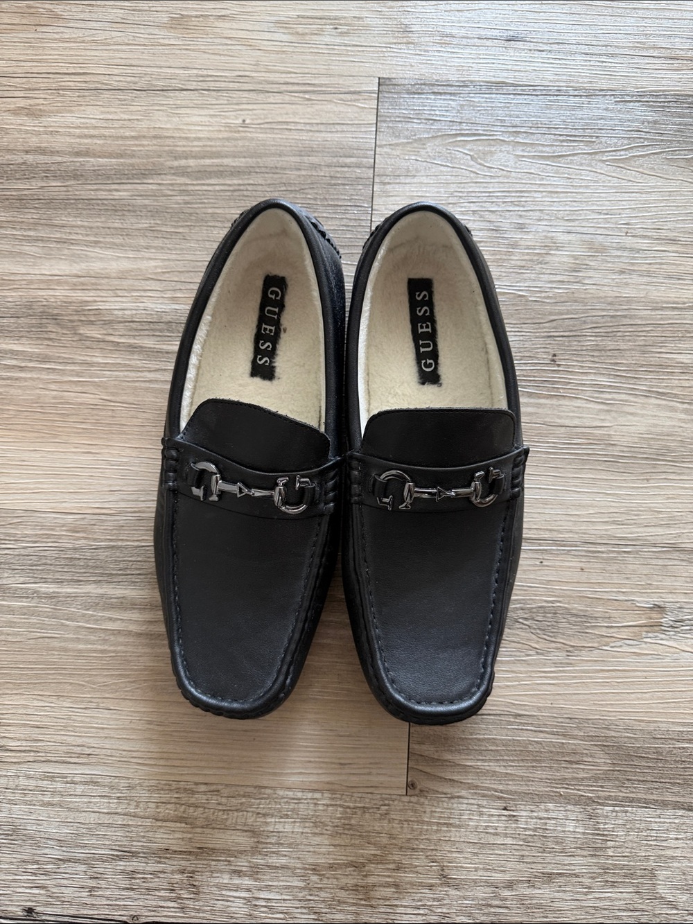 GUESS Black Leather Slip-On Bit Loafers